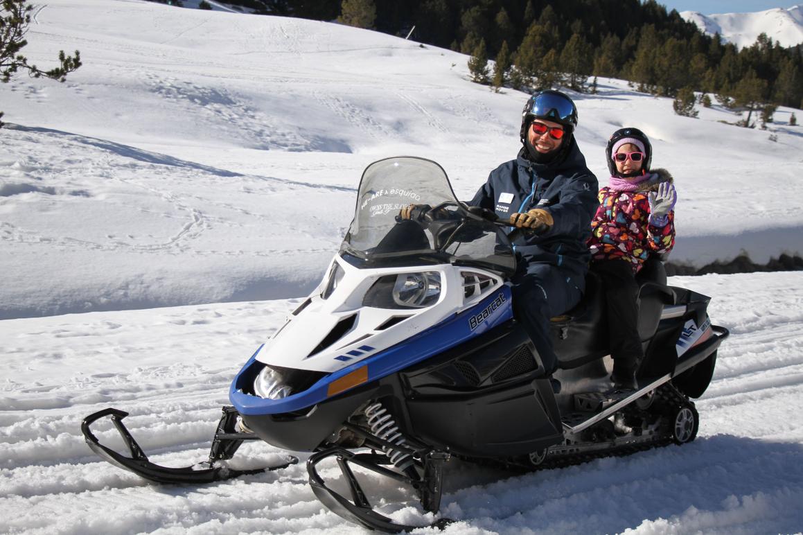 Sortida amb motos de neu