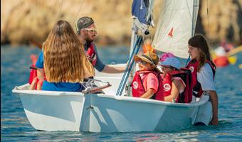 Actividad de vela adaptada en Sant Feliu de Guíxols