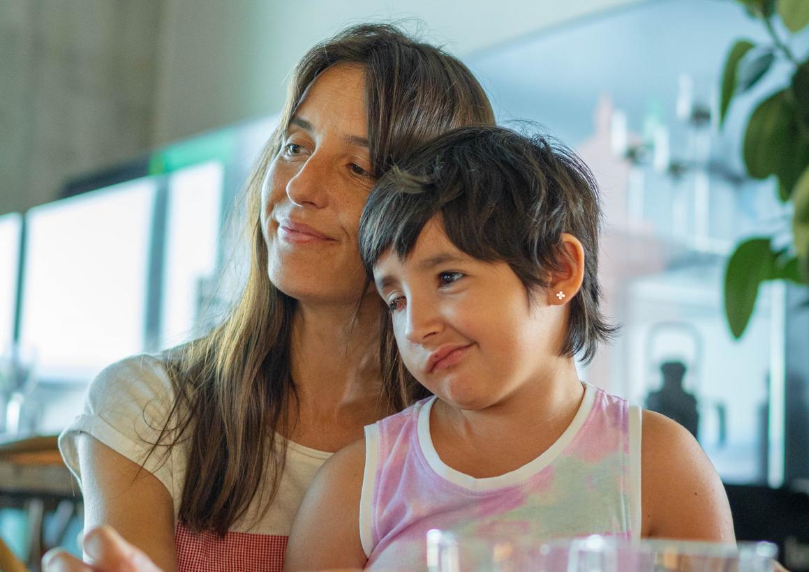 Pilar García y su hija Emma en una de las actividades de la Fundación